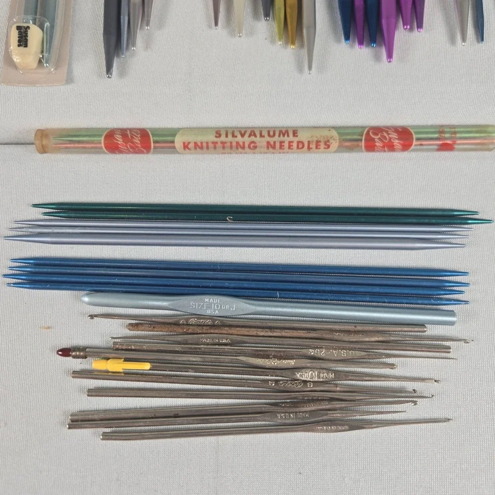 Large Vintage Knitting Needles Crochet Hooks Mixed Lot Boye Susan‎ Bates